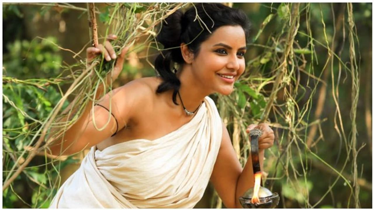 பட வாய்ப்பை பிடிக்க கொசு வலைபோல் ஆடையில்... ஓவர் கவர்ச்சியில் புகைப்படம் வெளியிட்ட பிரியா ஆனந்த்! பட வாய்ப்பை பிடிக்க கொசு வலைபோல் ஆடையில்... ஓவர் கவர்ச்சியில் புகைப்படம் வெளியிட்ட பிரியா ஆனந்த்!