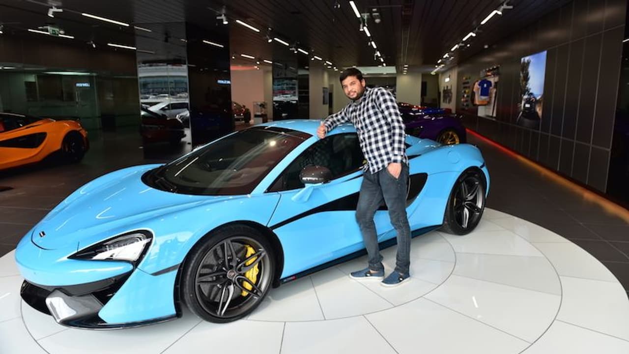 ಭಾರತೀಯ ಕಾರ್ಪೆಂಟರ್‌ಗೆ ಜಾಕ್‌ಪಾಕ್ ಲಕ್ಕಿ ಡ್ರಾನಲ್ಲಿ ಬಂತು 2 ಕೋಟಿ ಕಾರು!