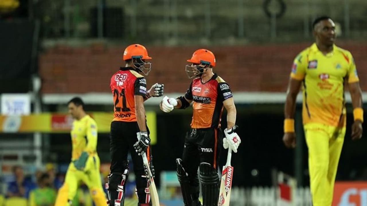 IPL 2019: CSKಗೆ 176 ರನ್ ಟಾರ್ಗೆಟ್ ನೀಡಿದ SRH IPL 2019: CSKಗೆ 176 ರನ್ ಟಾರ್ಗೆಟ್ ನೀಡಿದ SRH