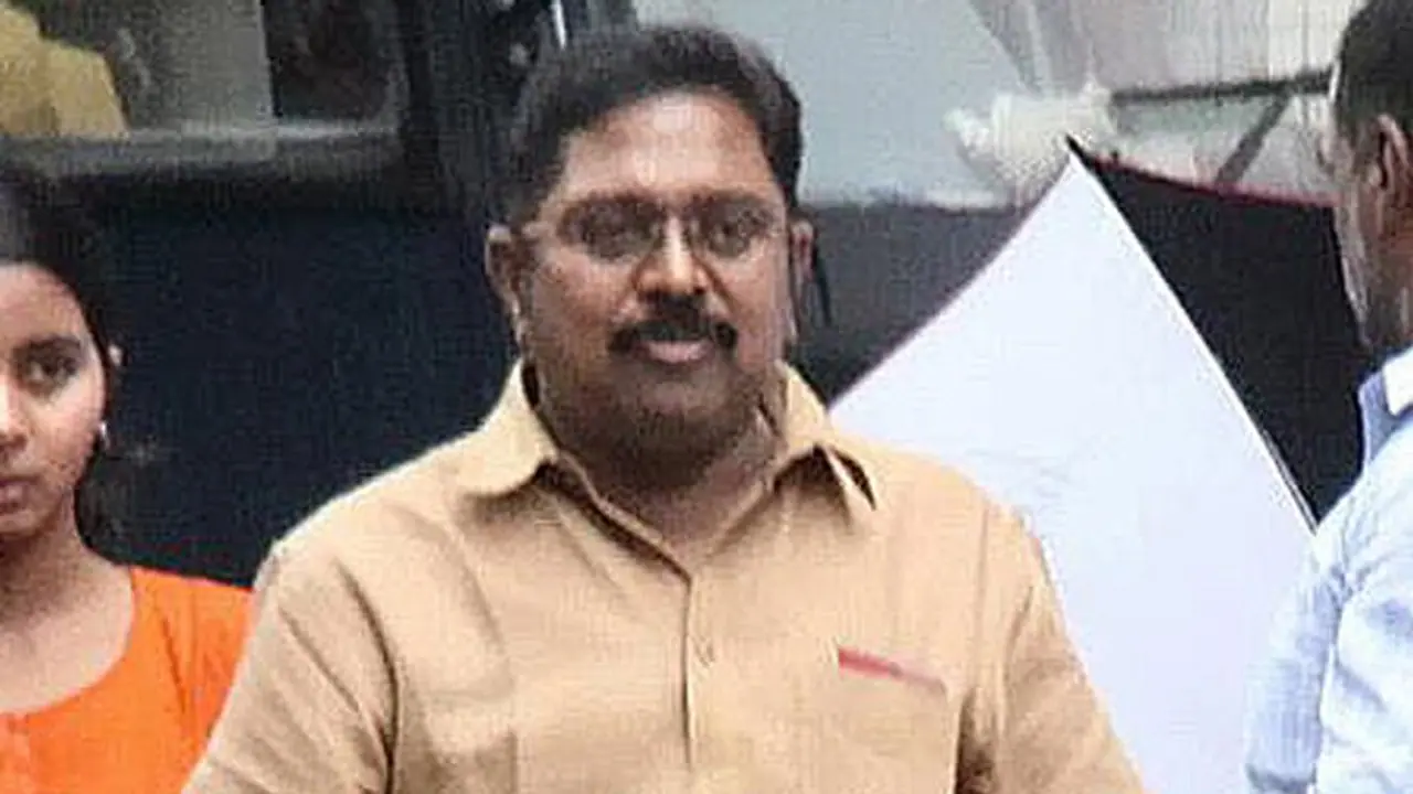 கொரோனா சோதனையிலும் பித்தலாட்டம்..? புட்டுப் புட்டு வைக்கும் டி.டி.வி.தினகரன்..!