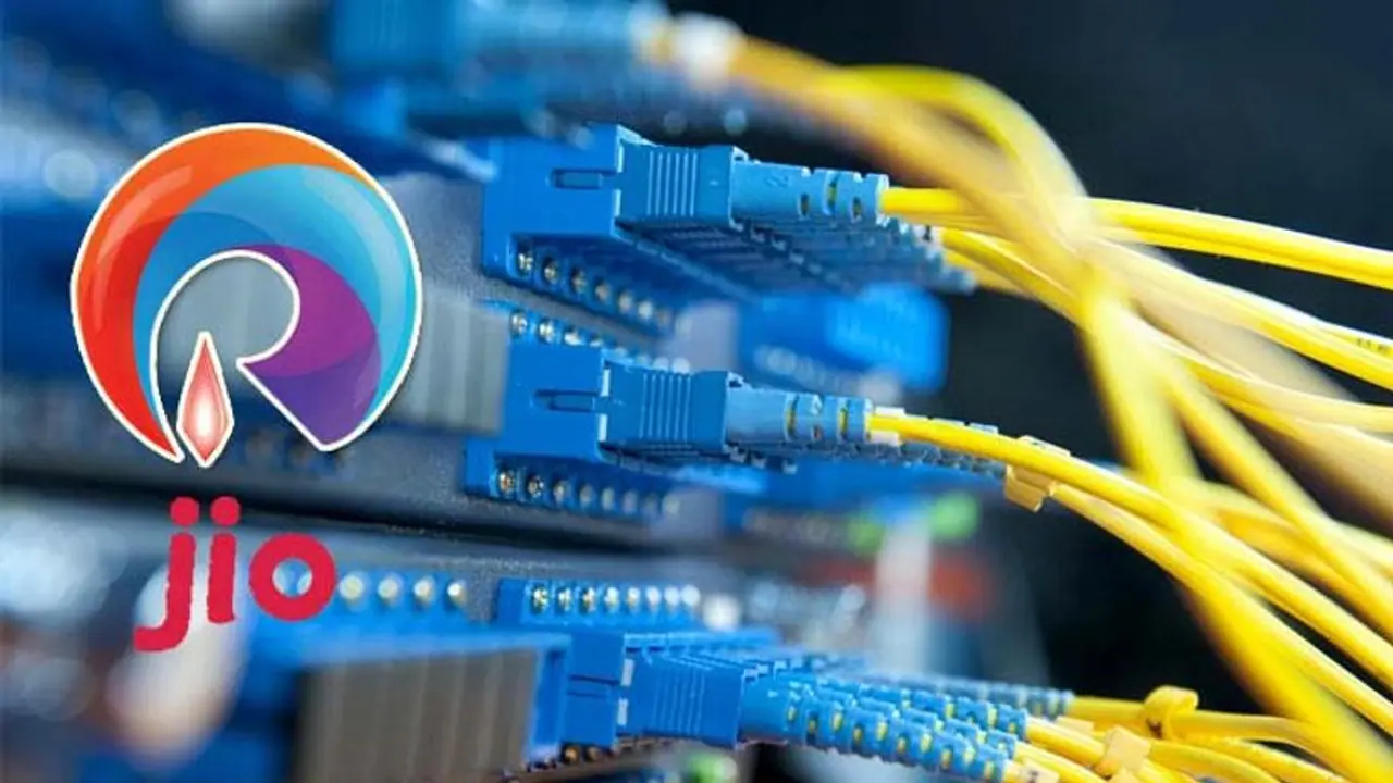 3...2...1... ಜಿಯೋ ಫೈಬರ್ ಲಾಂಚ್ಗೆ ಕ್ಷಣಗಣನೆ.... ಅಪ್ಲೈ ಮಾಡೋದು ಹೀಗೆ... 3...2...1... ಜಿಯೋ ಫೈಬರ್ ಲಾಂಚ್ಗೆ ಕ್ಷಣಗಣನೆ.... ಅಪ್ಲೈ ಮಾಡೋದು ಹೀಗೆ...