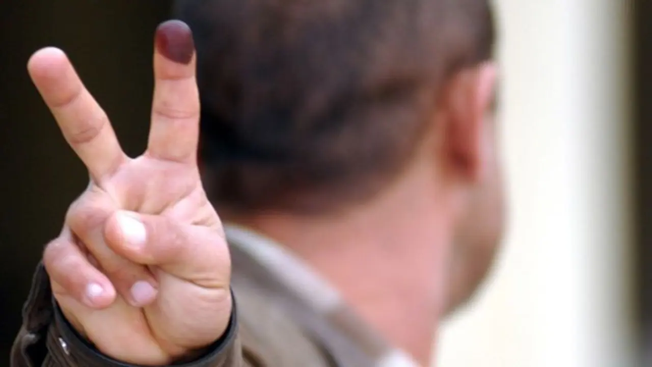 ভোট তো দেন, ভোটের কালি সম্পর্কে এই তথ্যগুলি জানেন কি ভোট তো দেন, ভোটের কালি সম্পর্কে এই তথ্যগুলি জানেন কি