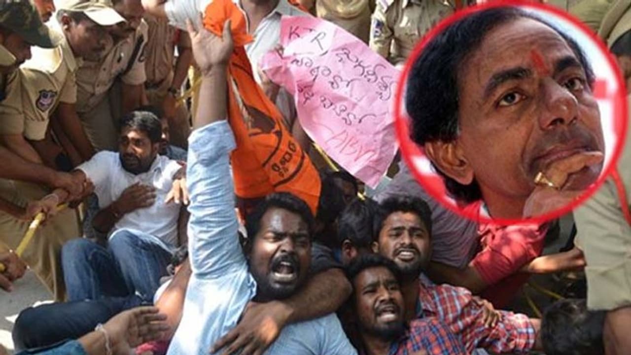 మరో ఇంటర్ విద్యార్ధి బలి: ప్రగతి భవన్ను తాకిన సెగ మరో ఇంటర్ విద్యార్ధి బలి: ప్రగతి భవన్ను తాకిన సెగ