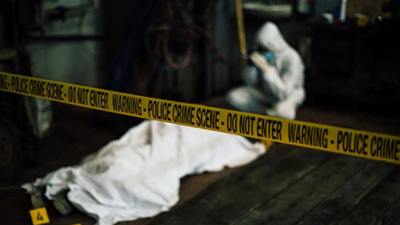 ఘోర ప్రమాదం... ఆరుగురు మృతి ఘోర ప్రమాదం... ఆరుగురు మృతి