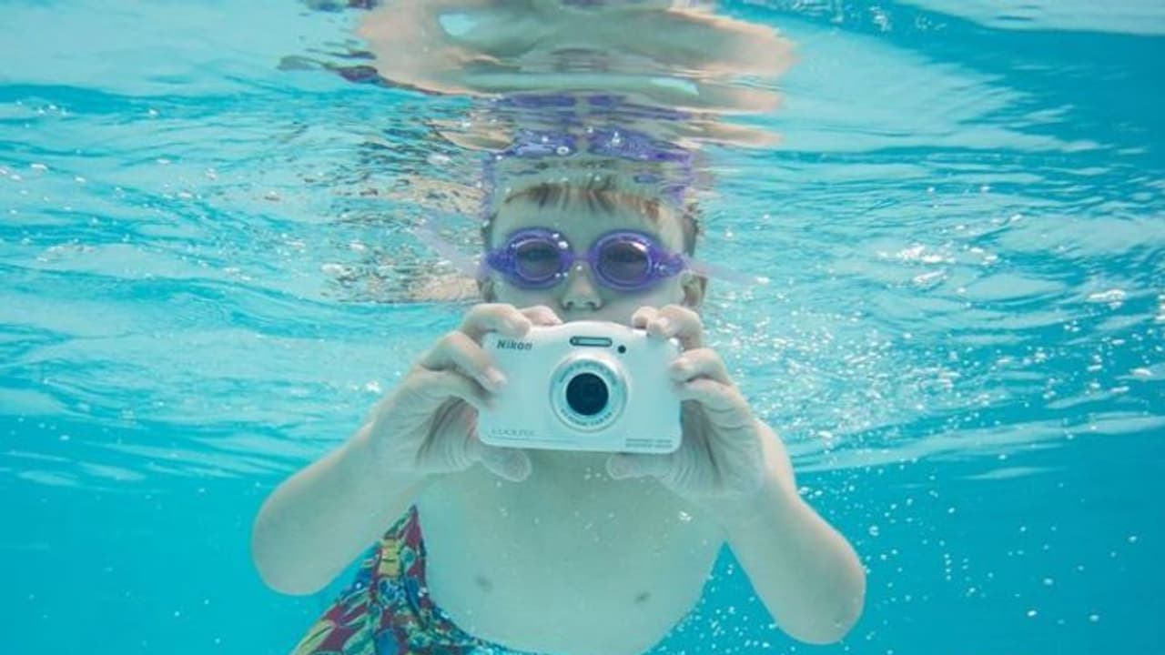 ನಿಕಾನ್ ಹೊಸ ಕೂಲ್ಪಿಕ್ಸ್ W150 ನೀರಿನೊಳಗೂ ನೋ ಟೆನ್ಷನ್, ಕೆಳಗೆ ಬಿದ್ದರೂ ನೋ ಟೆನ್ಷನ್! ನಿಕಾನ್ ಹೊಸ ಕೂಲ್ಪಿಕ್ಸ್ W150 ನೀರಿನೊಳಗೂ ನೋ ಟೆನ್ಷನ್, ಕೆಳಗೆ ಬಿದ್ದರೂ ನೋ ಟೆನ್ಷನ್!