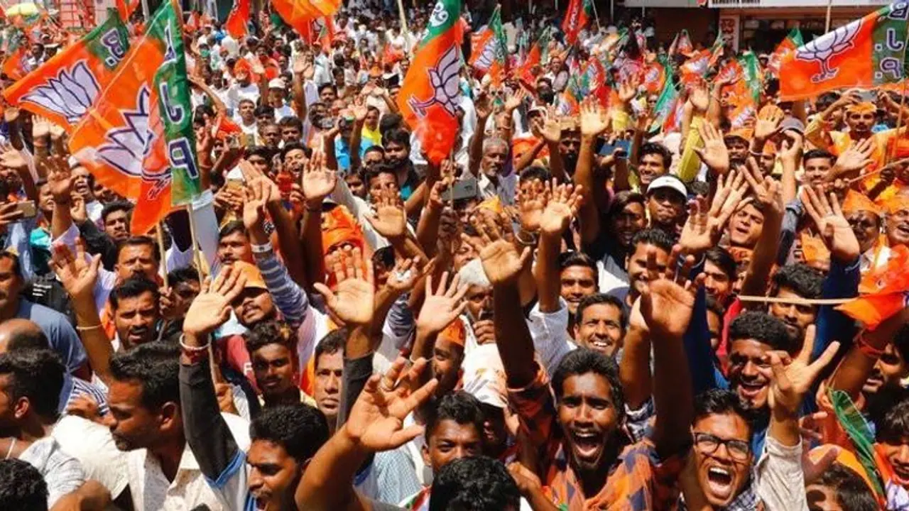 Lok Sabha election results 2019: With 20 seat leads, BJP all set to colour West Bengal saffron