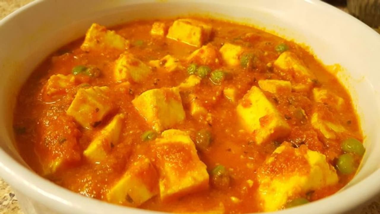 സൺഡേ സ്പെഷ്യൽ; കിടിലൻ പനീർ കറി തയ്യാറാക്കാം സൺഡേ സ്പെഷ്യൽ; കിടിലൻ പനീർ കറി തയ്യാറാക്കാം