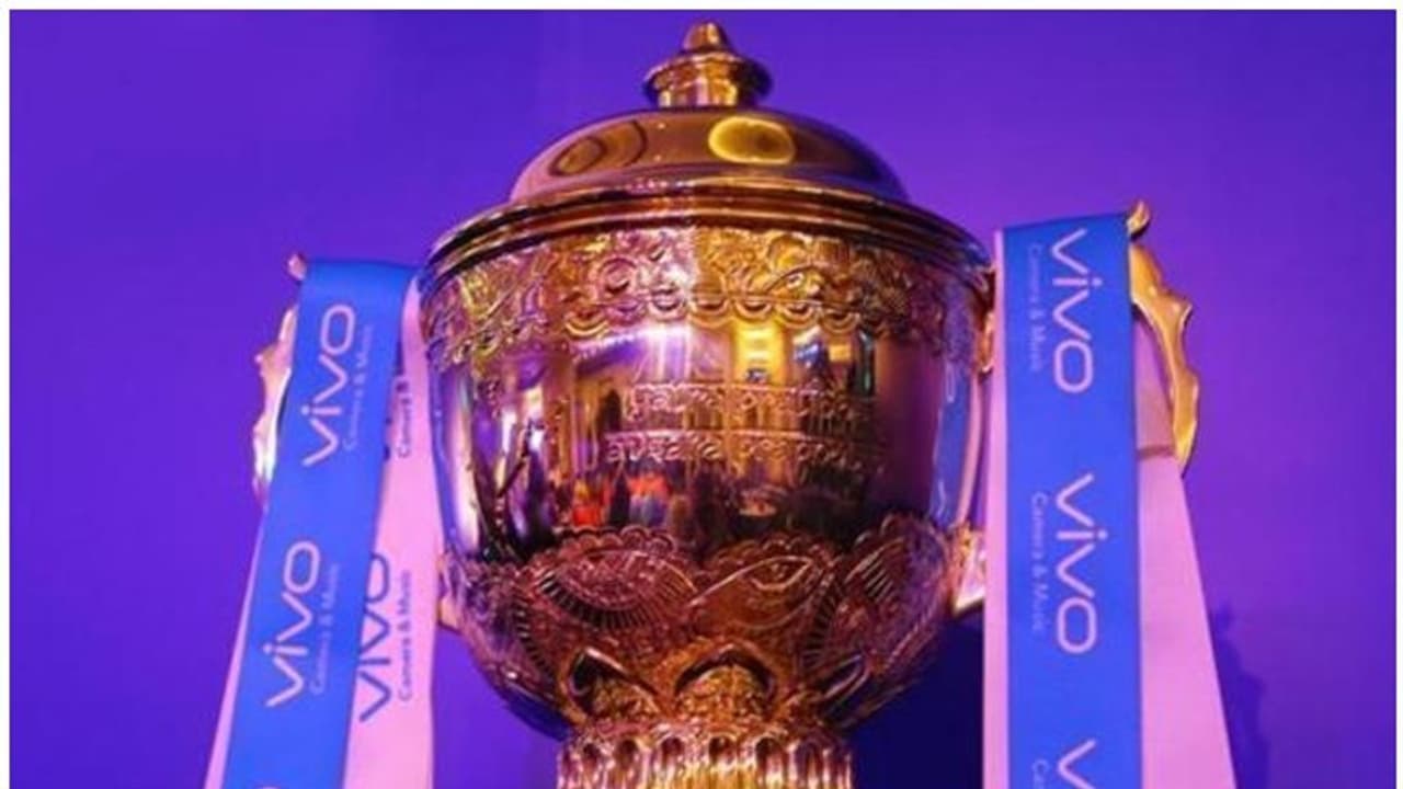 ಐಪಿಎಲ್ ಫೈನಲ್ ಟಿಕೆಟ್ 2 ನಿಮಿಷದಲ್ಲಿ ಸೋಲ್ಡೌಟ್..! ಐಪಿಎಲ್ ಫೈನಲ್ ಟಿಕೆಟ್ 2 ನಿಮಿಷದಲ್ಲಿ ಸೋಲ್ಡೌಟ್..!