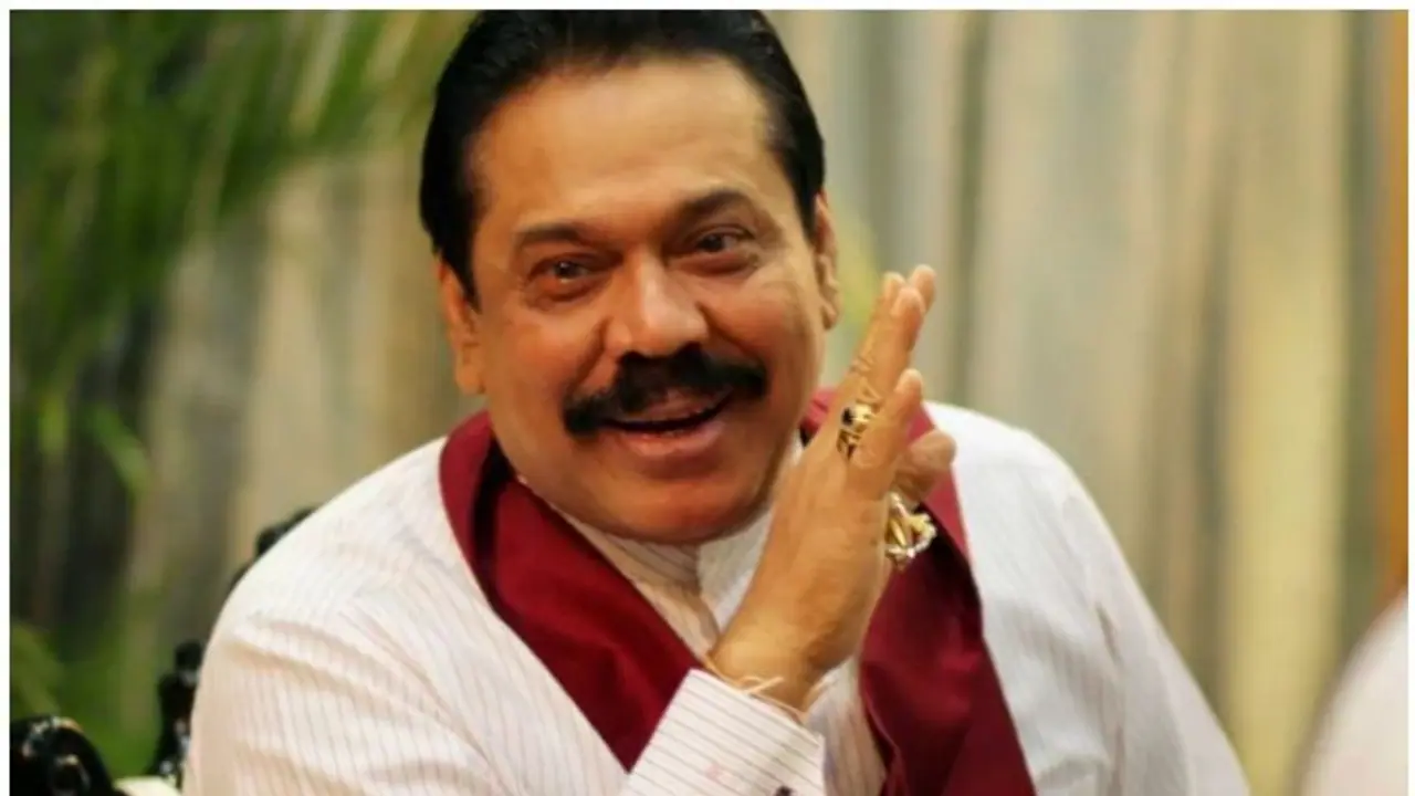 ಸದ್ಯ ನೌಕಾನೆಲೆಯಿಂದ ಮಹಿಂದಾ ಹೊರಬರಲ್ಲ! ಸದ್ಯ ನೌಕಾನೆಲೆಯಿಂದ ಮಹಿಂದಾ ಹೊರಬರಲ್ಲ!