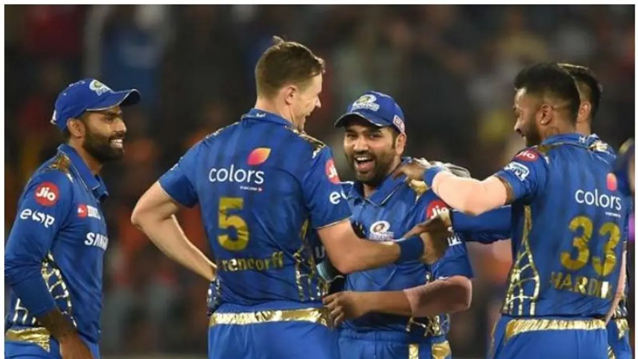 IPL 2023: ஏலத்துக்கு முன் முதல் டிரேடிங்.. ஆர்சிபியிடமிருந்து ஆஸி., ஃபாஸ்ட் பவுலரை வாங்கிய மும்பை இந்தியன்ஸ் IPL 2023: ஏலத்துக்கு முன் முதல் டிரேடிங்.. ஆர்சிபியிடமிருந்து ஆஸி., ஃபாஸ்ட் பவுலரை வாங்கிய மும்பை இந்தியன்ஸ்