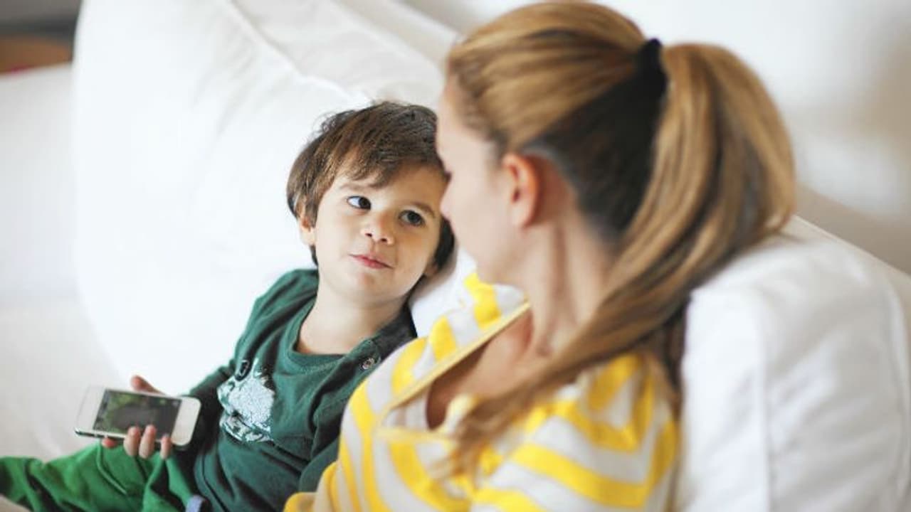 കുട്ടികളോട് ലൈംഗികതയെ പറ്റി പറയാമോ? മാതാപിതാക്കള്‍ അറിഞ്ഞിരിക്കേണ്ടത്...