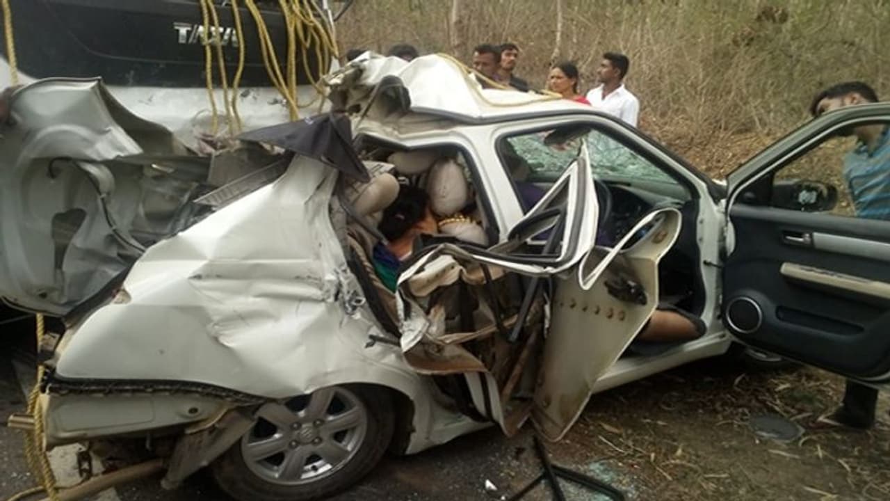 ಶಿವಮೊಗ್ಗ: ಭೀಕರ ಅಪಘಾತ, ಒಂದೇ ಕುಟುಂಬದ ಐವರ ದುರ್ಮರಣ