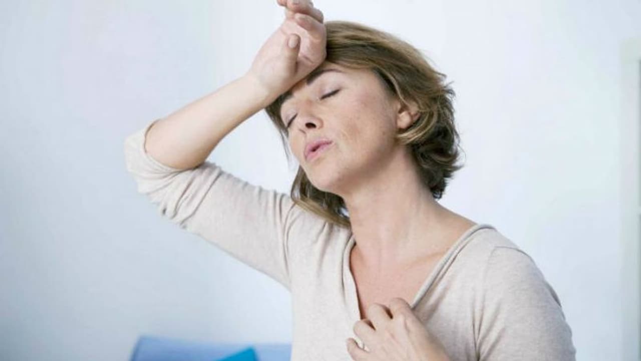 മുതിര്ന്ന സ്ത്രീകള്ക്ക് ക്യാന്സറിനുള്ള സാധ്യത കുറയ്ക്കാം; ഈ ശീലം ഒഴിവാക്കുന്നതിലൂടെ... മുതിര്ന്ന സ്ത്രീകള്ക്ക് ക്യാന്സറിനുള്ള സാധ്യത കുറയ്ക്കാം; ഈ ശീലം ഒഴിവാക്കുന്നതിലൂടെ...