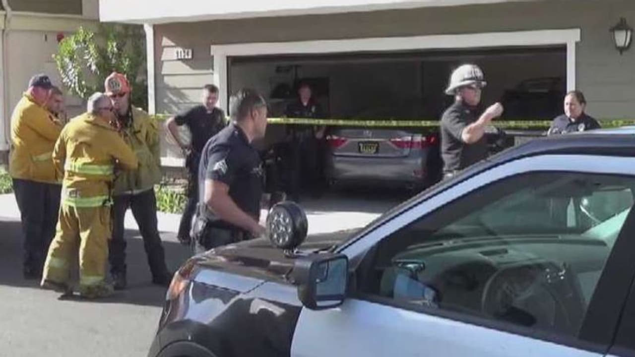 അമ്മയെ കൊന്ന ശേഷം സ്വയം വെടിവെച്ചു മരിച്ച അച്ഛന്; രണ്ട് മാസം മാത്രം പ്രായമുള്ള അനിയനെ ചേര്ത്തുപിടിച്ച് മൂന്ന് വയസ്സുകാരി അമ്മയെ കൊന്ന ശേഷം സ്വയം വെടിവെച്ചു മരിച്ച അച്ഛന്; രണ്ട് മാസം മാത്രം പ്രായമുള്ള അനിയനെ ചേര്ത്തുപിടിച്ച് മൂന്ന് വയസ്സുകാരി