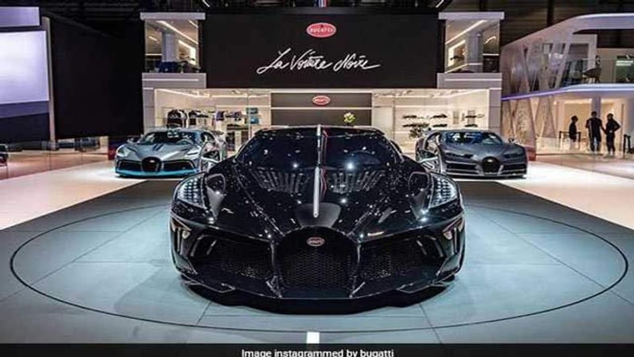 క్రిస్టియానో రోనాల్డో చేతికి ప్రపంచంలోనే అ్యంత ఖరీదైన కారు! క్రిస్టియానో రోనాల్డో చేతికి ప్రపంచంలోనే అ్యంత ఖరీదైన కారు!