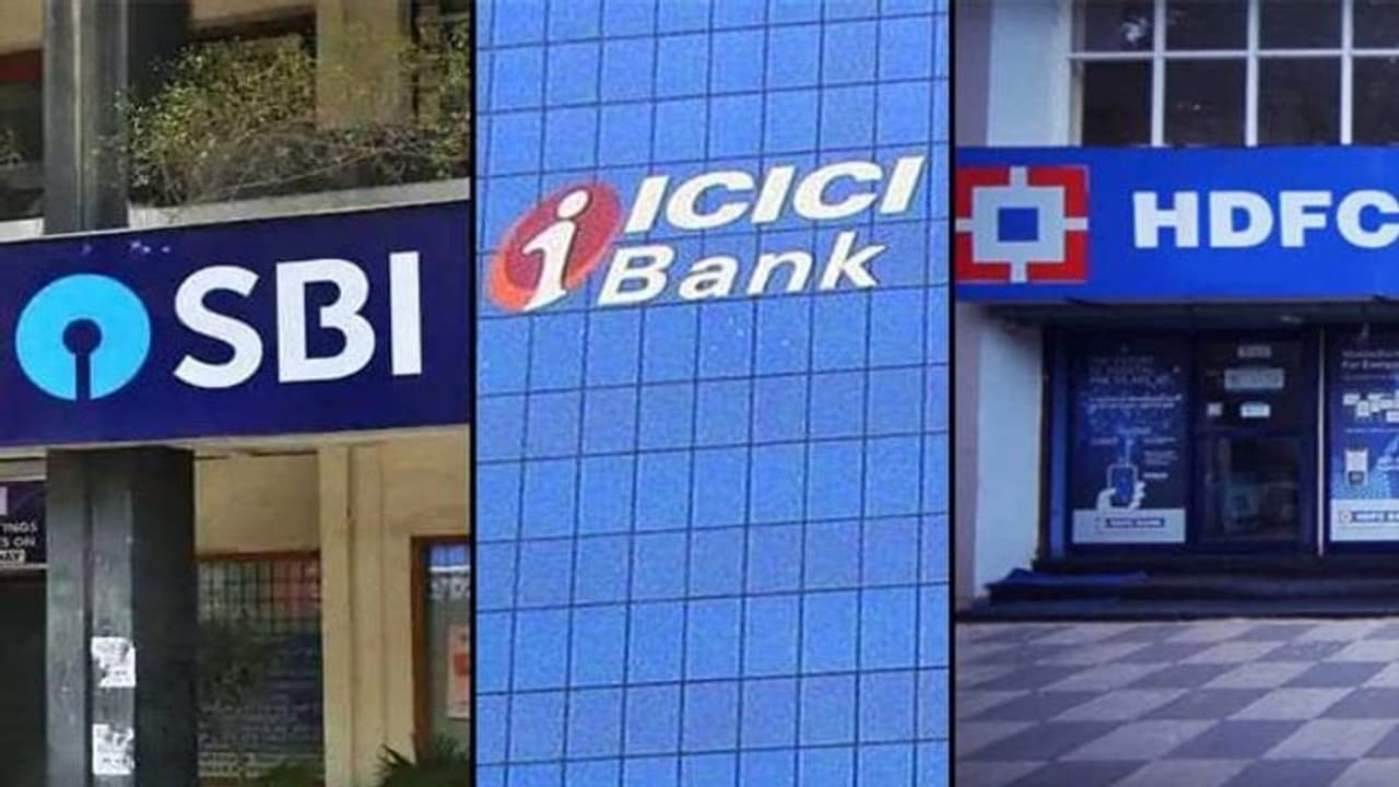 పెనాల్టీలే: మేజర్ బ్యాంకుల్లో కనీస నిల్వ ఎంతుండాలో తెలుసా? పెనాల్టీలే: మేజర్ బ్యాంకుల్లో కనీస నిల్వ ఎంతుండాలో తెలుసా?