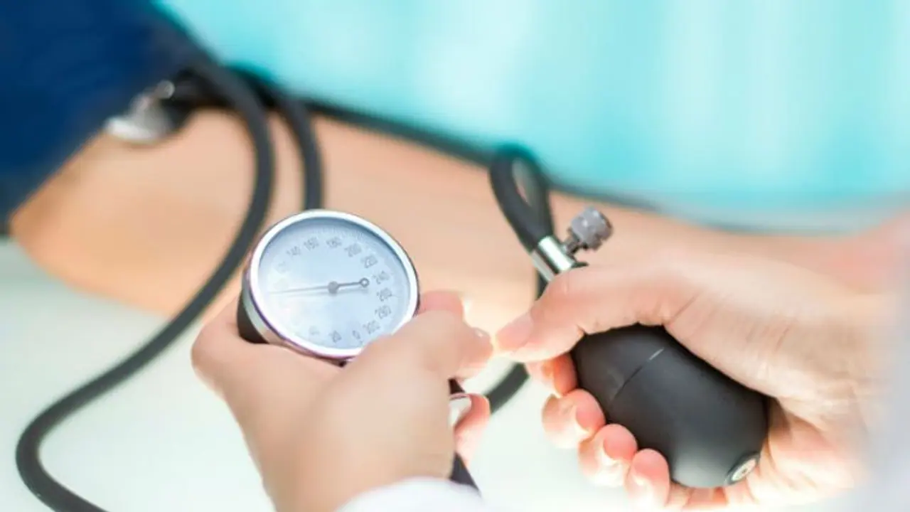 ബിപി കുറയുന്നത് നിസാരമായി കാണരുത്; കാരണം ബിപി കുറയുന്നത് നിസാരമായി കാണരുത്; കാരണം