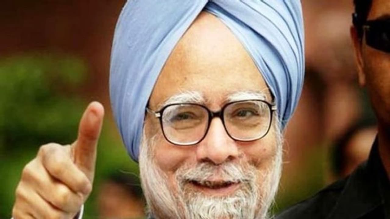 சிங்கை கைவிட்ட திமுக...இருந்தாலும் மன்மோகன் மீண்டும் எம்.பி.யாகிறார்... எப்படி தெரியுமா? சிங்கை கைவிட்ட திமுக...இருந்தாலும் மன்மோகன் மீண்டும் எம்.பி.யாகிறார்... எப்படி தெரியுமா?