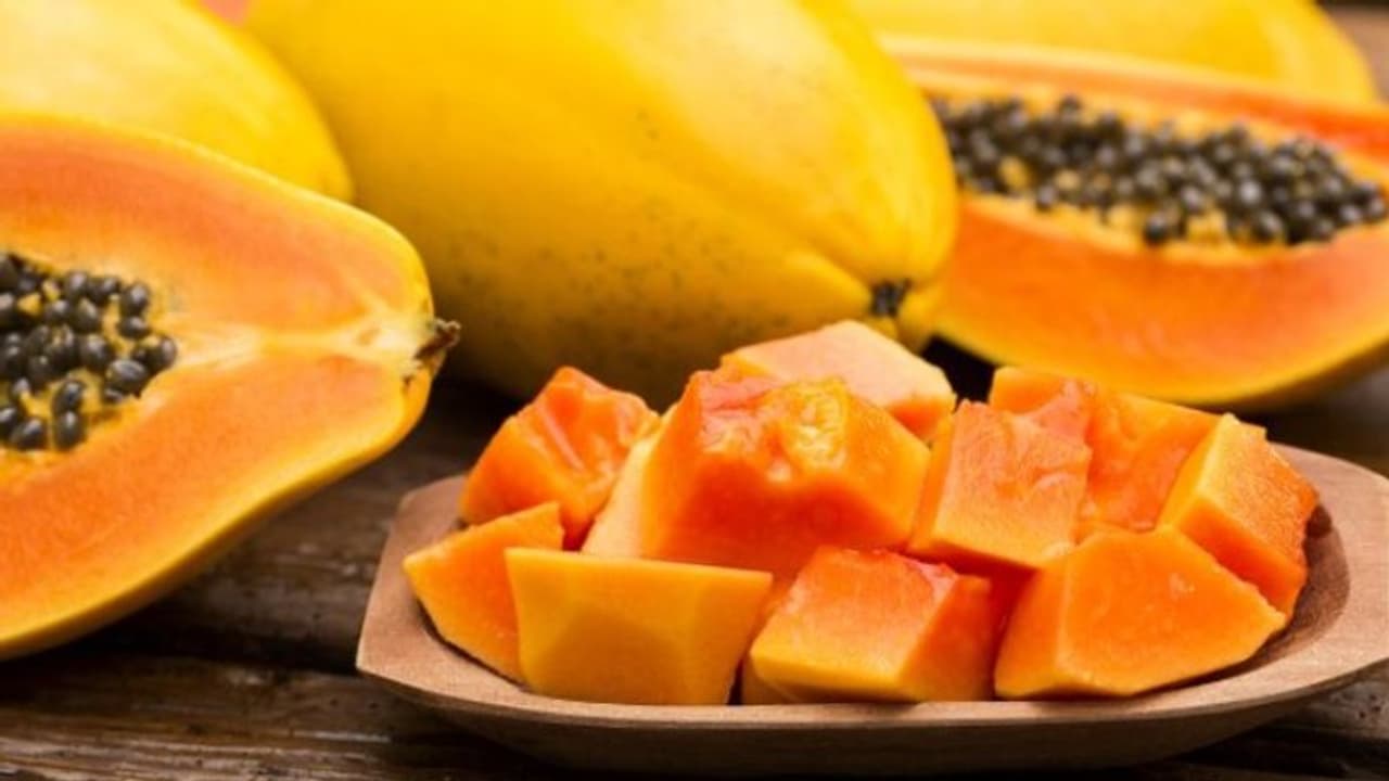 വേനല്ക്കാലത്ത് പപ്പായ കഴിച്ചാല് ഒരു ഗുണമുണ്ട് ! വേനല്ക്കാലത്ത് പപ്പായ കഴിച്ചാല് ഒരു ഗുണമുണ്ട് !