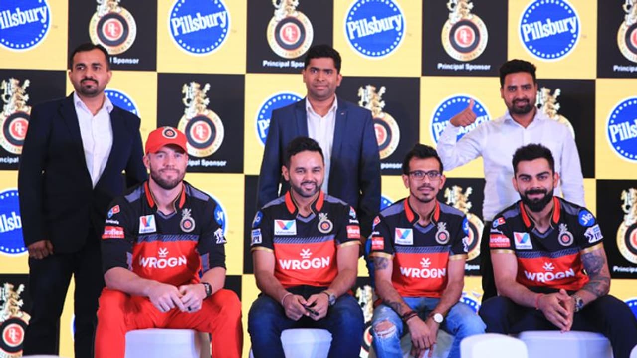 RCB ಬ್ರ್ಯಾಂಡ್ ಮೌಲ್ಯ ಕುಸಿತ..! ಆದರೆ ಕೊಹ್ಲಿ ನಾಯಕತ್ವಕ್ಕಿಲ್ಲ ಕುತ್ತು..! RCB ಬ್ರ್ಯಾಂಡ್ ಮೌಲ್ಯ ಕುಸಿತ..! ಆದರೆ ಕೊಹ್ಲಿ ನಾಯಕತ್ವಕ್ಕಿಲ್ಲ ಕುತ್ತು..!