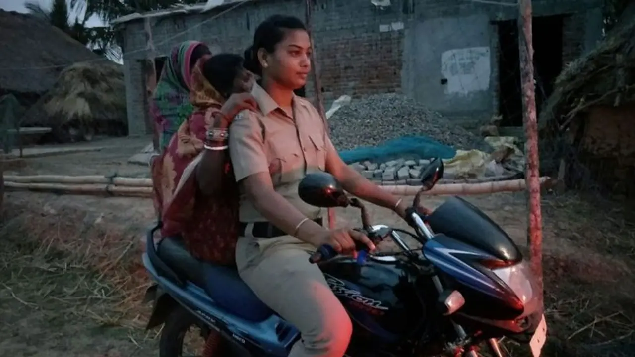 ಫನಿ ಚಾಲೆಂಜ್ : ಇತಿಹಾಸ ಸೃಷ್ಟಿಸಿದ ಮಾನವ ಸ್ಥಳಾಂತರಿಸುವಿಕೆ! ಫನಿ ಚಾಲೆಂಜ್ : ಇತಿಹಾಸ ಸೃಷ್ಟಿಸಿದ ಮಾನವ ಸ್ಥಳಾಂತರಿಸುವಿಕೆ!