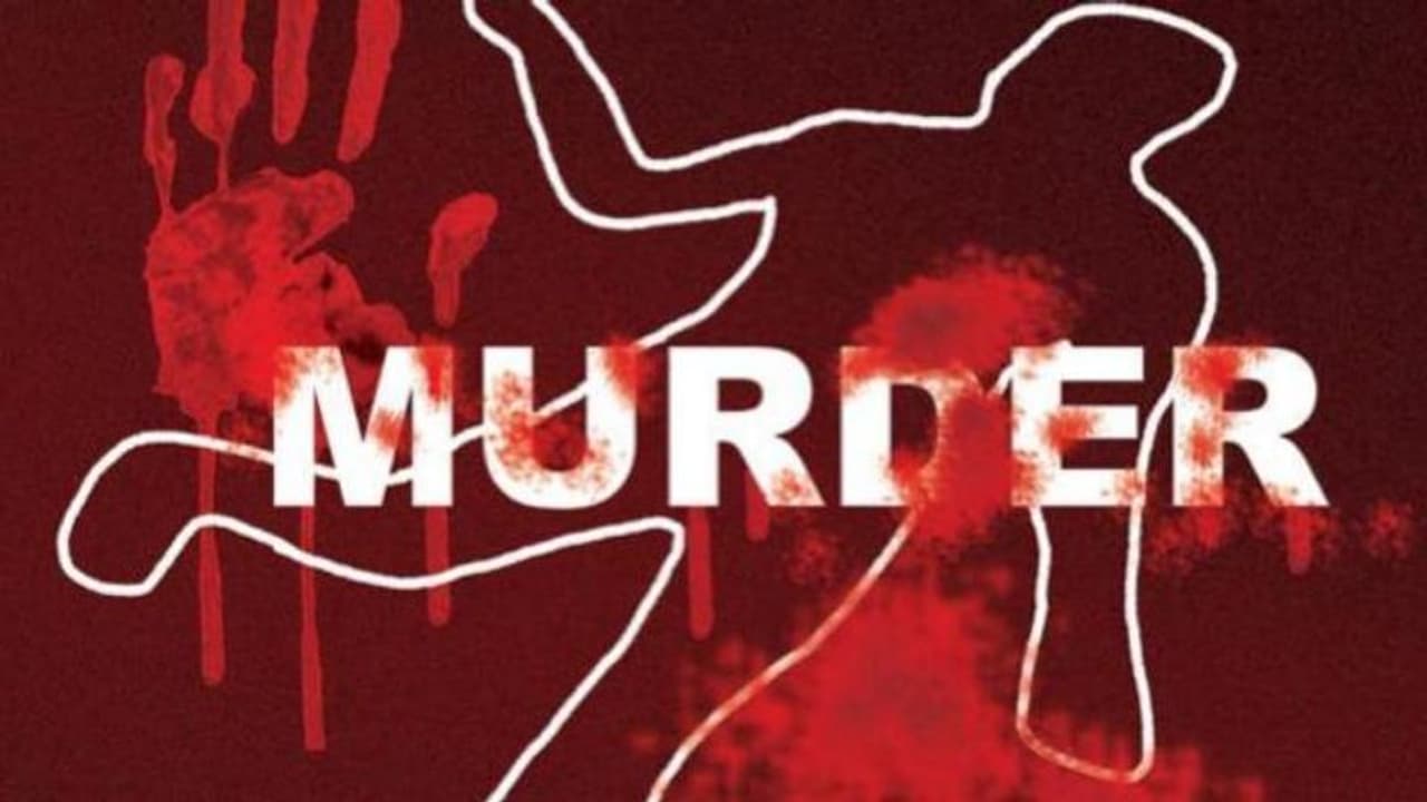 మైలార్దేవ్పల్లిలో అత్తాకోడళ్ల దారుణ హత్య: నైట్ డ్యూటీకి వెళ్లిన భర్త మైలార్దేవ్పల్లిలో అత్తాకోడళ్ల దారుణ హత్య: నైట్ డ్యూటీకి వెళ్లిన భర్త