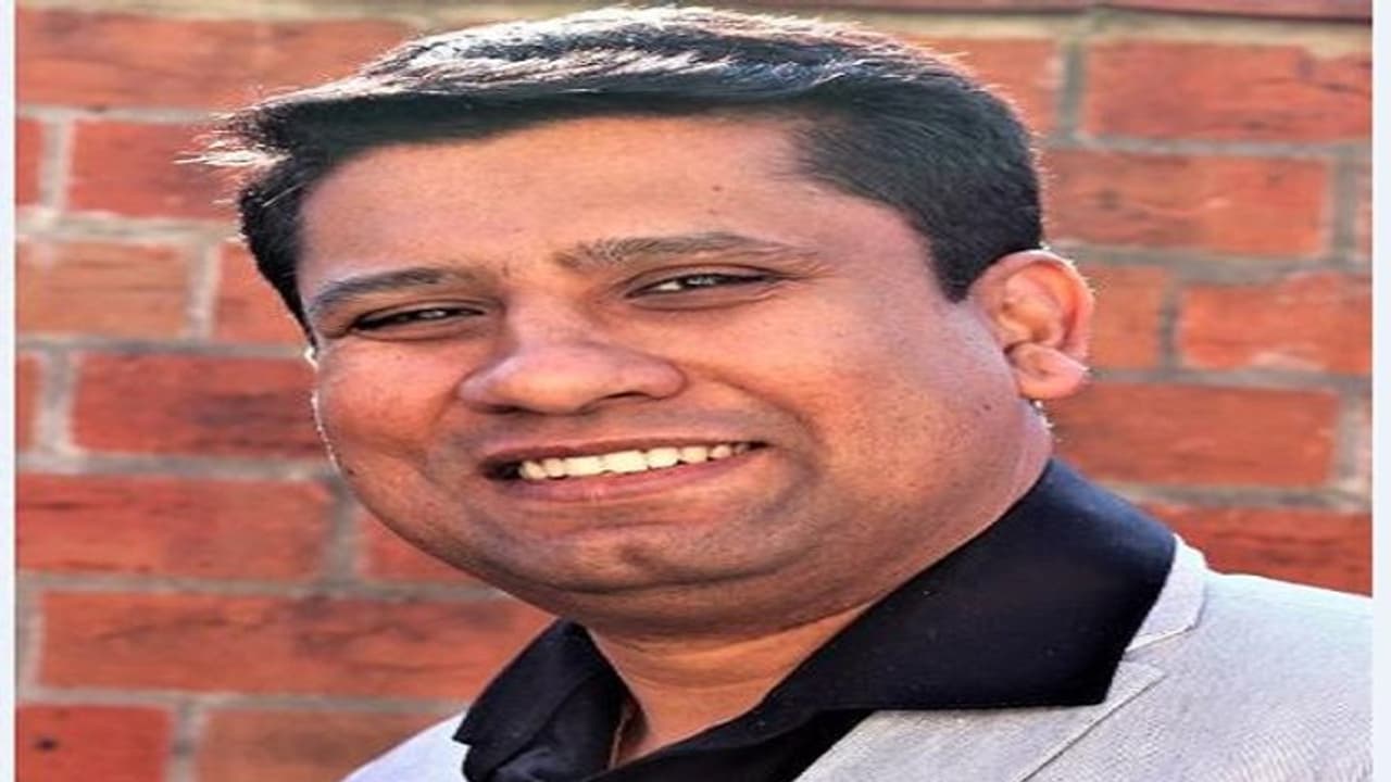 ಬ್ರಿಟನ್ ಚುನಾವಣೆಯಲ್ಲಿ ಗೆದ್ದು ಬೀಗಿದ ಕನ್ನಡಿಗರು ಬ್ರಿಟನ್ ಚುನಾವಣೆಯಲ್ಲಿ ಗೆದ್ದು ಬೀಗಿದ ಕನ್ನಡಿಗರು