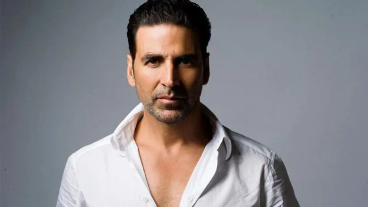 Akshay Kumar shows his love for India, donates Rs 1 crore for cyclone affected Odisha