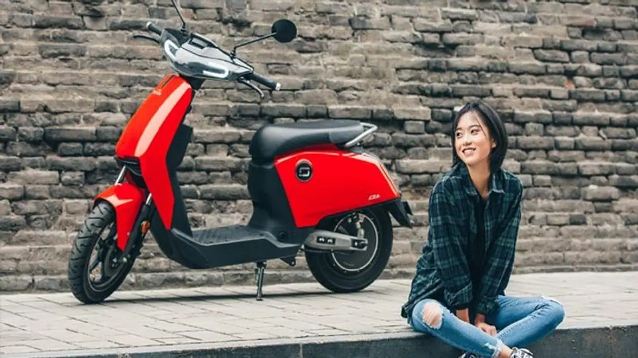 డుకాటీ నుంచి ఎలక్ట్రిక్ స్కూటర్: వావ్ అనిపించేలా..! డుకాటీ నుంచి ఎలక్ట్రిక్ స్కూటర్: వావ్ అనిపించేలా..!