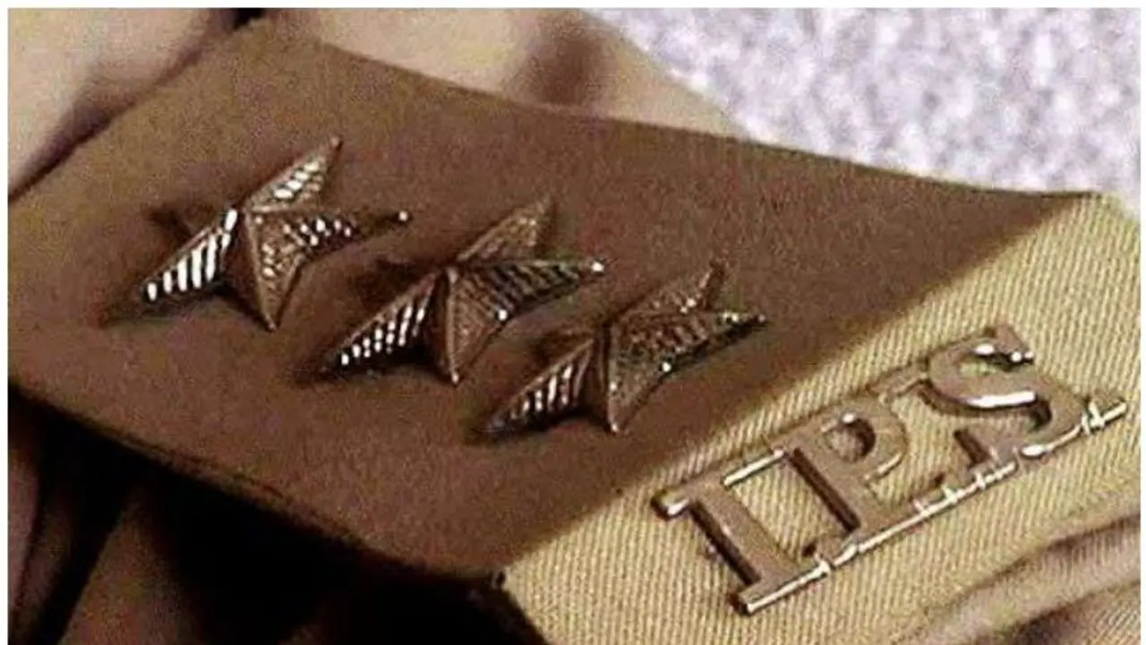 ಮಾಜಿ ಐಪಿಎಸ್ ಅಧಿಕಾರಿಗೆ ಜೀವಾವಧಿ ಶಿಕ್ಷೆ ಪ್ರಕಟ ಮಾಜಿ ಐಪಿಎಸ್ ಅಧಿಕಾರಿಗೆ ಜೀವಾವಧಿ ಶಿಕ್ಷೆ ಪ್ರಕಟ