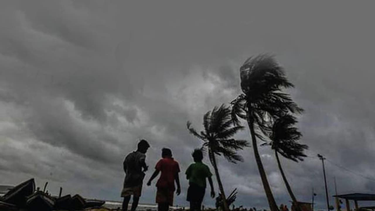 ಫೋನಿ ಅಪರೂಪದ ಚಂಡಮಾರುತ ಏಕೆ?