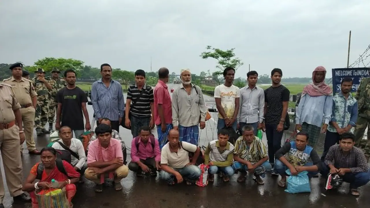 India deports 20 more Bangladeshis through Assam’s Karimganj border India deports 20 more Bangladeshis through Assam’s Karimganj border