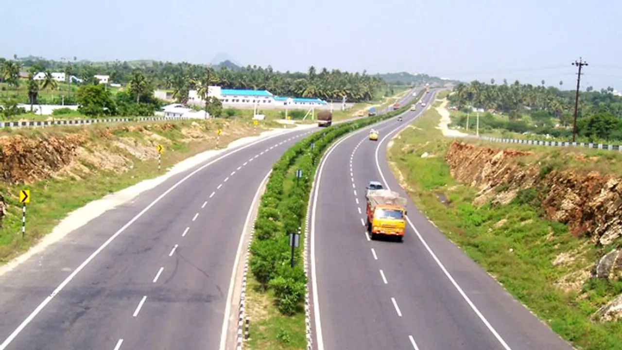 Kerala: NHAI restricts construction, bypassing NH from service roads in Thrissur