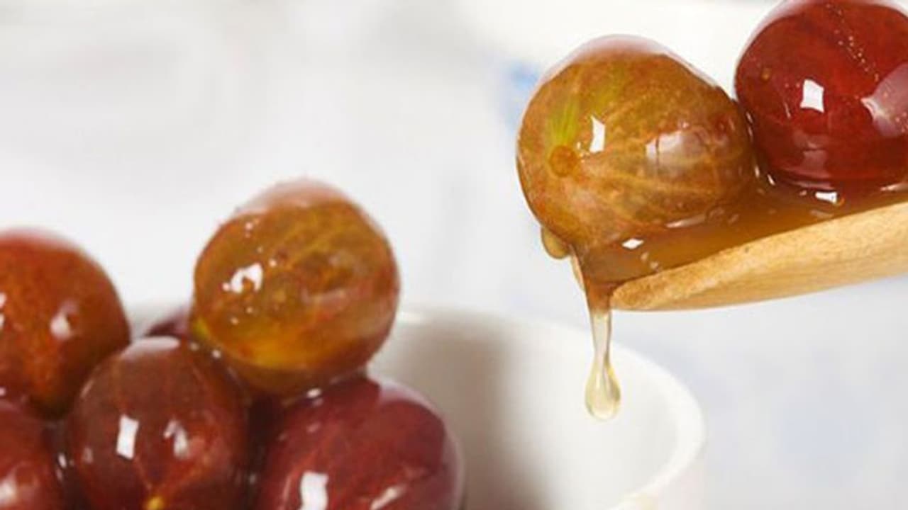 തേന് നെല്ലിക്ക സൂപ്പറാ; ഗുണങ്ങൾ പലതാണ് തേന് നെല്ലിക്ക സൂപ്പറാ; ഗുണങ്ങൾ പലതാണ്