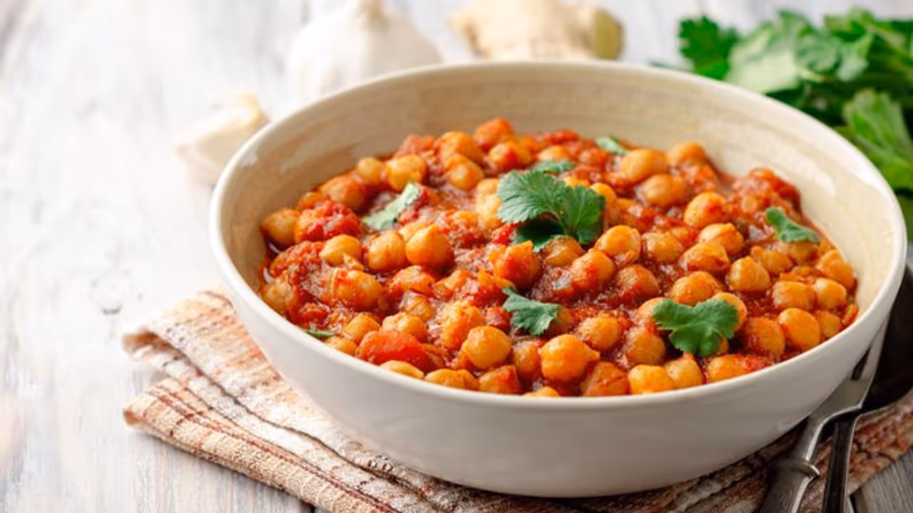 ক্যান্সার রোধ করতে সকালে খালি পেটে খান একমুঠো ভেজানো ছোলা ক্যান্সার রোধ করতে সকালে খালি পেটে খান একমুঠো ভেজানো ছোলা