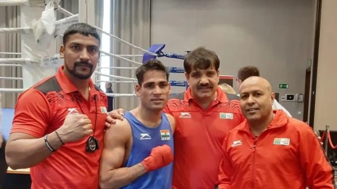 ಪೋಲೆಂಡ್ ಬಾಕ್ಸಿಂಗ್: ಗೌರವ್, ಮನೀಶ್’ಗೆ ಚಿನ್ನ ಪೋಲೆಂಡ್ ಬಾಕ್ಸಿಂಗ್: ಗೌರವ್, ಮನೀಶ್’ಗೆ ಚಿನ್ನ