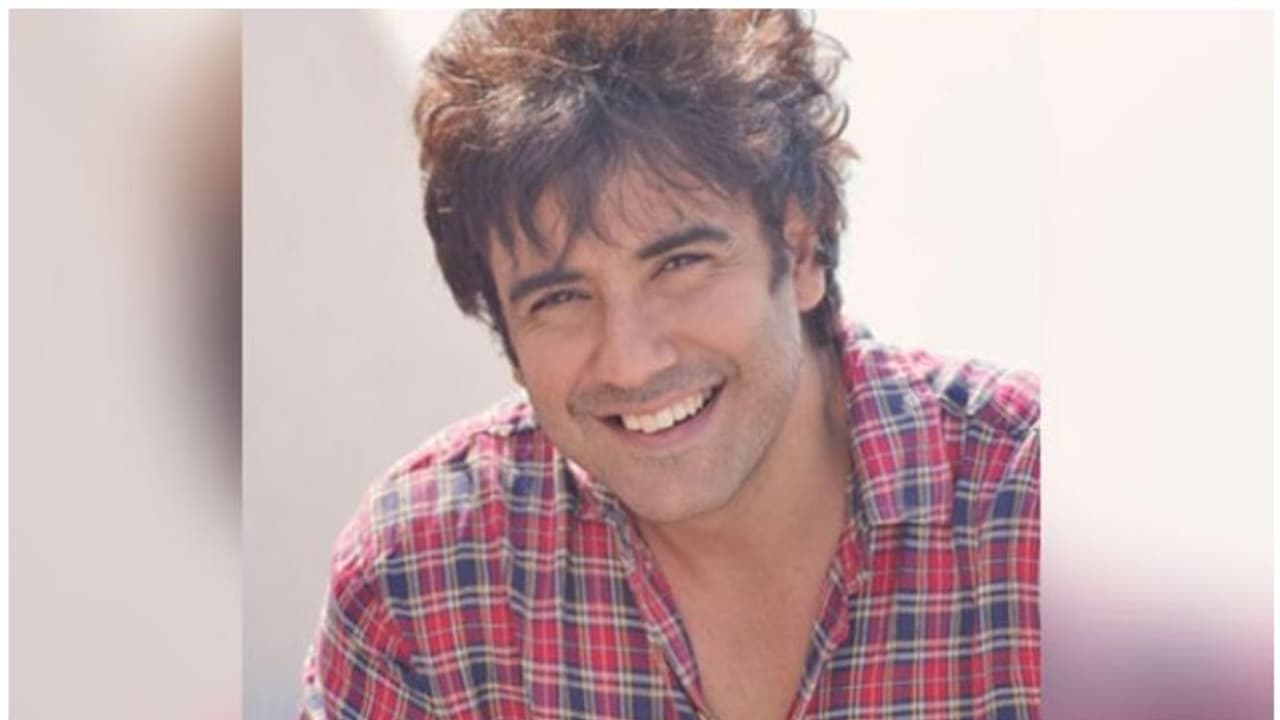 യുവതിയെ ബലാത്സംഗം ചെയ്ത് ദൃശ്യങ്ങള് ചിത്രീകരിച്ചു; ടി വി അവതാരകന് അറസ്റ്റില് യുവതിയെ ബലാത്സംഗം ചെയ്ത് ദൃശ്യങ്ങള് ചിത്രീകരിച്ചു; ടി വി അവതാരകന് അറസ്റ്റില്