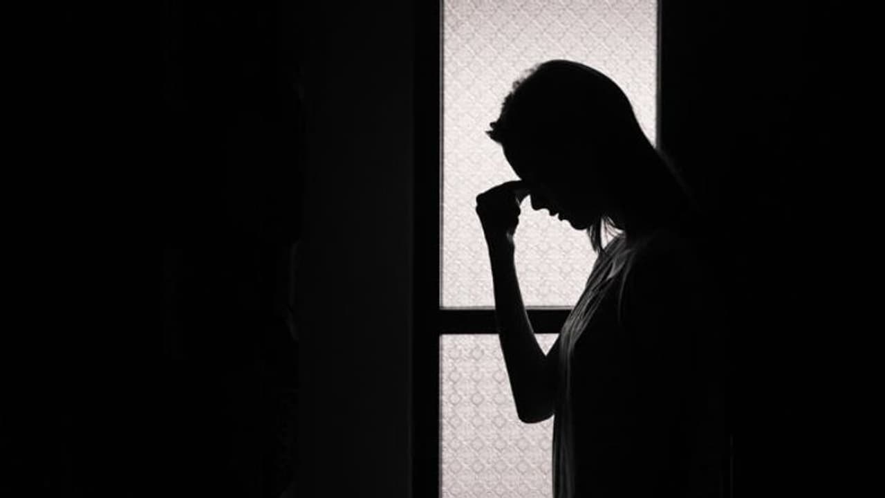 மருத்துவமனையிலேயே தூக்குப் போட்டுக்கொண்ட நோயாளி...! நடந்த பரபரப்பு சம்பவம் என்ன..?