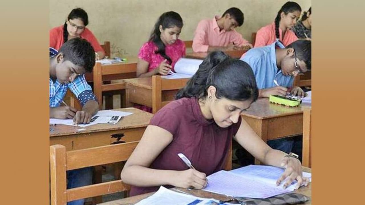 കൂടുതൽ കടുക്കും, പൊതു പരീക്ഷാ നിയമത്തിന്റെ ചട്ടങ്ങള്‍ പുറത്തിറക്കി കേന്ദ്ര സര്‍ക്കാര്‍