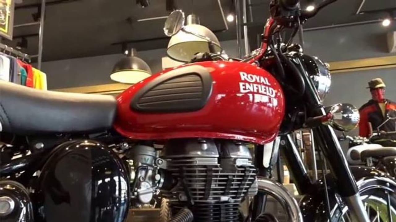 ಒಂದೇ ದಿನ ಒಂದು ಸಾವಿರ ಬೈಕ್ ಡೆಲಿವರಿ; ದಾಖಲೆ ಬರೆದ ರಾಯಲ್ ಎನ್‌ಫೀಲ್ಡ್!