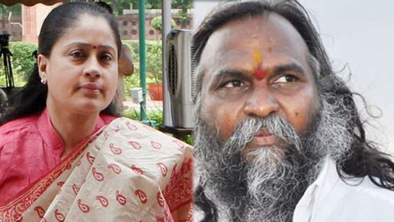 విజయశాంతిపై జగ్గారెడ్డి సంచలన వ్యాఖ్యలు విజయశాంతిపై జగ్గారెడ్డి సంచలన వ్యాఖ్యలు