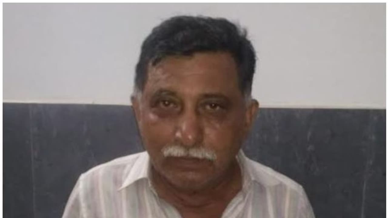 അഞ്ച് കിലോ കഞ്ചാവുമായി അന്താരാഷ്ട്ര കുറ്റവാളി പിടിയിൽ അഞ്ച് കിലോ കഞ്ചാവുമായി അന്താരാഷ്ട്ര കുറ്റവാളി പിടിയിൽ