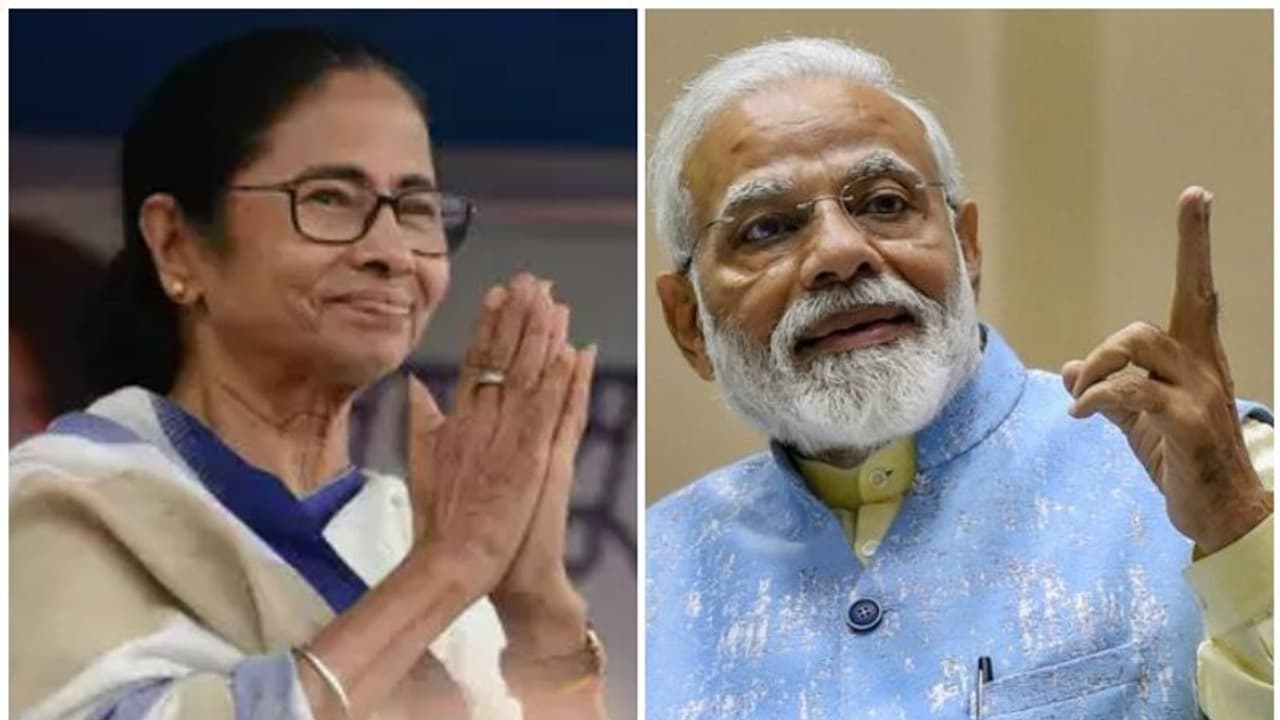 ఏడాది తర్వాత: మోడీతో మమత భేటీ, రాజీవ్ అరెస్ట్ ఆపేందుకేనా..? ఏడాది తర్వాత: మోడీతో మమత భేటీ, రాజీవ్ అరెస్ట్ ఆపేందుకేనా..?