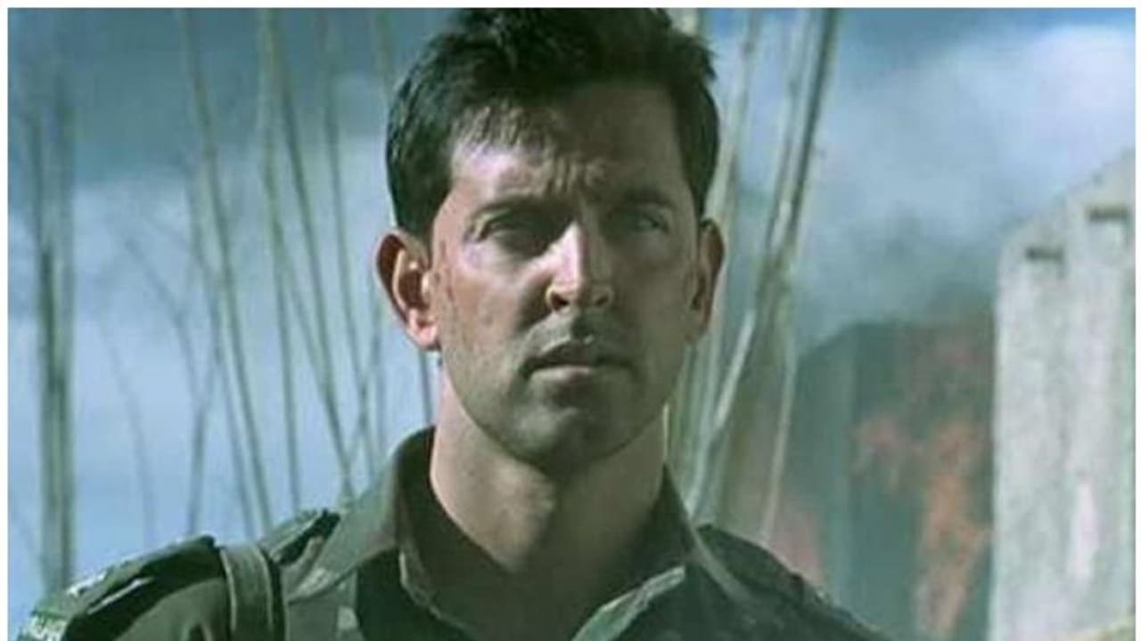 പട്ടാള ഓഫീസറായി ഹൃത്വിക് റോഷൻ! പട്ടാള ഓഫീസറായി ഹൃത്വിക് റോഷൻ!