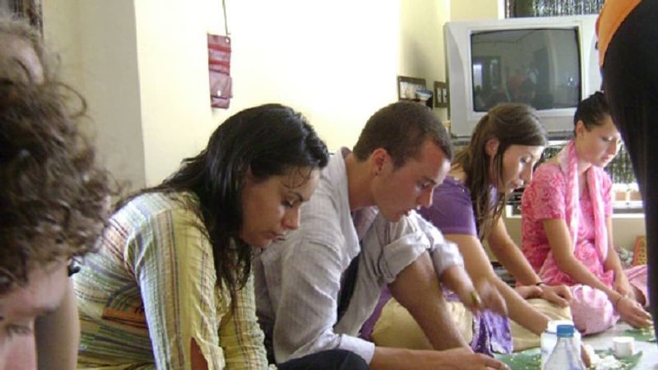 ಸ್ಲಿಮ್ ಆಗಬೇಕಾ? ನೆಲದ ಮೇಲೆ ಕೂತು ಊಟ ಮಾಡಿ... ಸ್ಲಿಮ್ ಆಗಬೇಕಾ? ನೆಲದ ಮೇಲೆ ಕೂತು ಊಟ ಮಾಡಿ...