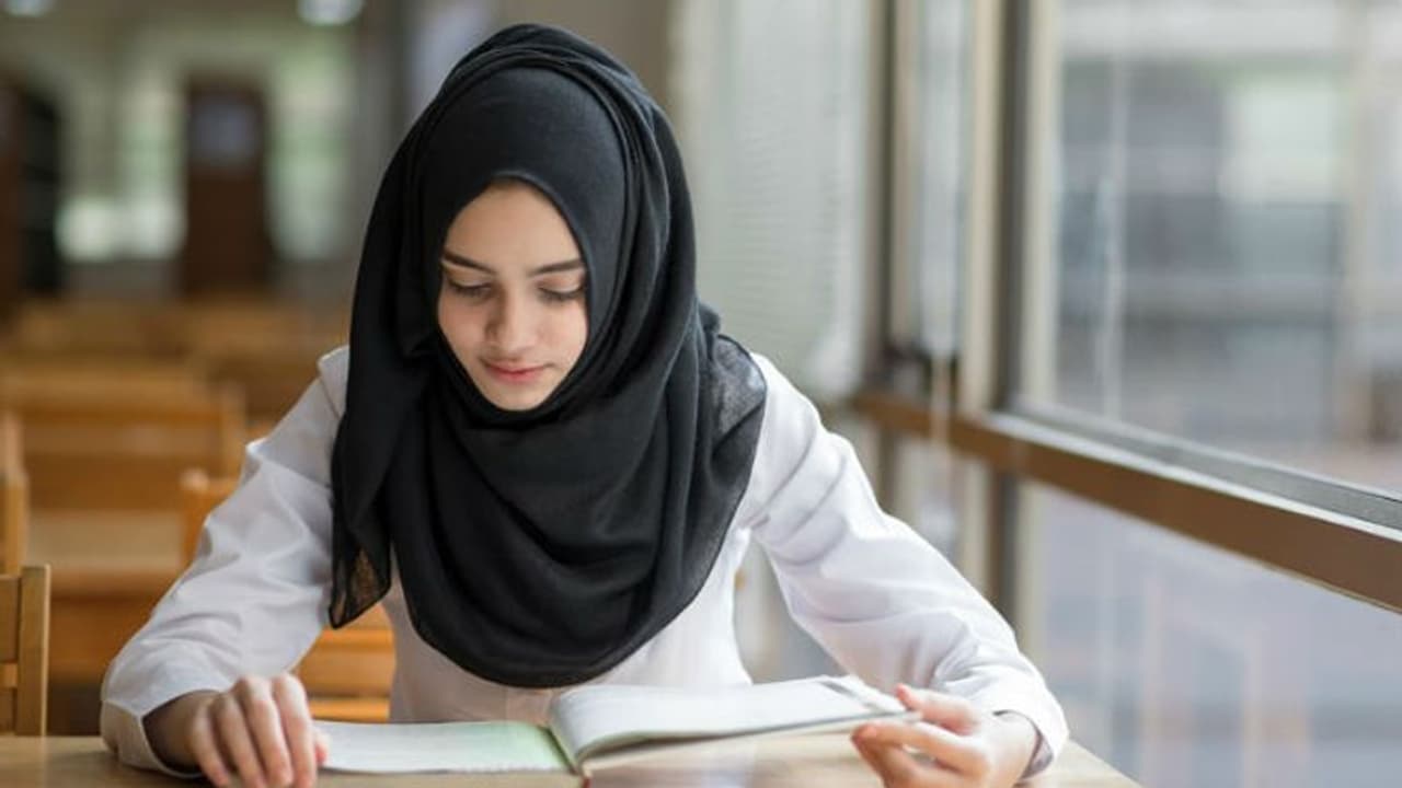 ജലപാനമില്ലാതെയുള്ള വ്രതം; ശ്രദ്ധിക്കേണ്ട പ്രധാന കാര്യം... ജലപാനമില്ലാതെയുള്ള വ്രതം; ശ്രദ്ധിക്കേണ്ട പ്രധാന കാര്യം...