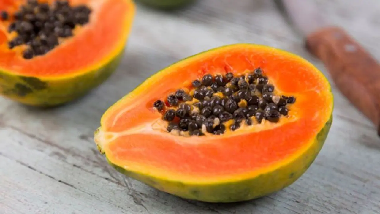 ಬಂಟ್ವಾಳ: ಒಂದೇ ಒಂದು ಪಪ್ಪಾಯಿಗೆ 10 ಸಾವಿರ ರೂ.! ಅಂಥಾದ್ದೇನಿತ್ತು? ಬಂಟ್ವಾಳ: ಒಂದೇ ಒಂದು ಪಪ್ಪಾಯಿಗೆ 10 ಸಾವಿರ ರೂ.! ಅಂಥಾದ್ದೇನಿತ್ತು?