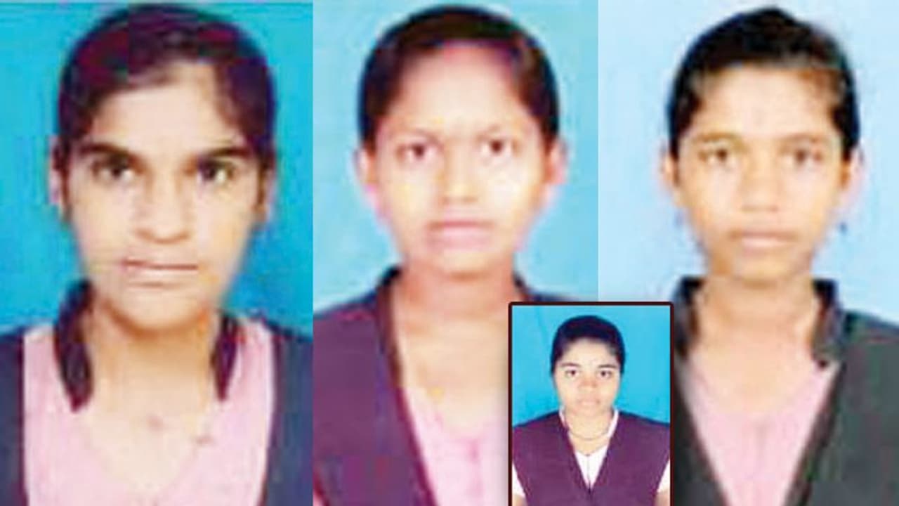 ಪಿಯುಸಿ ಕಲಾ ಟಾಪರ್ಸ್ ಈಗ ಗ್ರಾಮ ಲೆಕ್ಕಿಗರು! ಪಿಯುಸಿ ಕಲಾ ಟಾಪರ್ಸ್ ಈಗ ಗ್ರಾಮ ಲೆಕ್ಕಿಗರು!