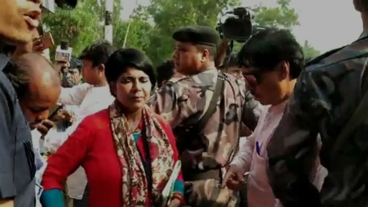 ভারতীর বিরুদ্ধে তদন্ত শেষ সিআইডি র, বিজেপি নেত্রীর সম্পত্তি হস্তান্তরের নির্দেশ আদালতের ভারতীর বিরুদ্ধে তদন্ত শেষ সিআইডি র, বিজেপি নেত্রীর সম্পত্তি হস্তান্তরের নির্দেশ আদালতের