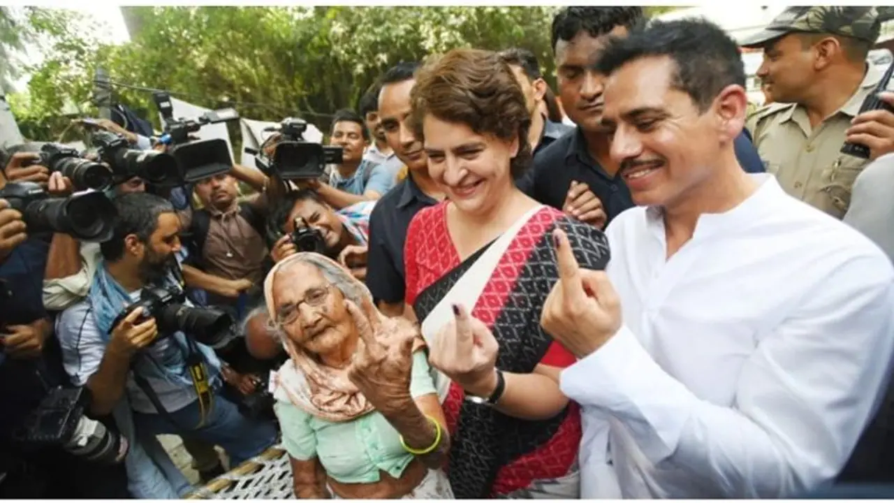 'বিজেপি হারছে নিশ্চিত', ভোটগ্রহণ কেন্দ্র থেকে প্রিয়ঙ্কা 'বিজেপি হারছে নিশ্চিত', ভোটগ্রহণ কেন্দ্র থেকে প্রিয়ঙ্কা